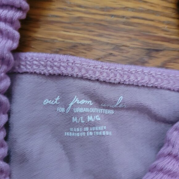 NWT URBAN OUTFITTERS | Cozy Up Seamless Convertible Bra Halter Top | Sz. M/L - Picture 7 of 9